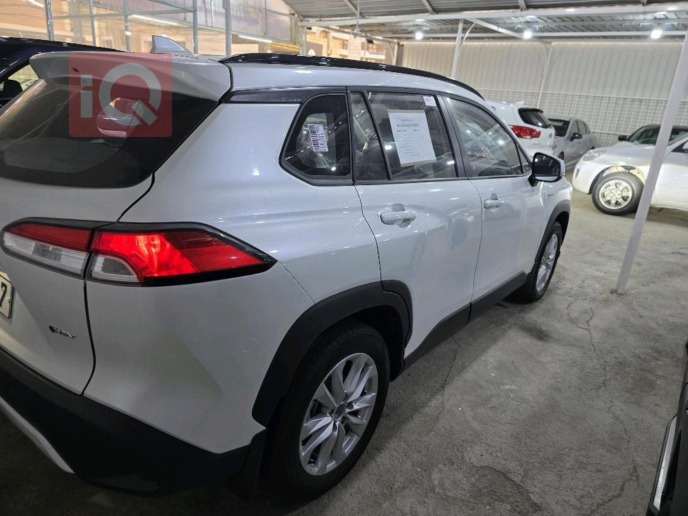 تۆیۆتا کۆرۆلا کرۆس